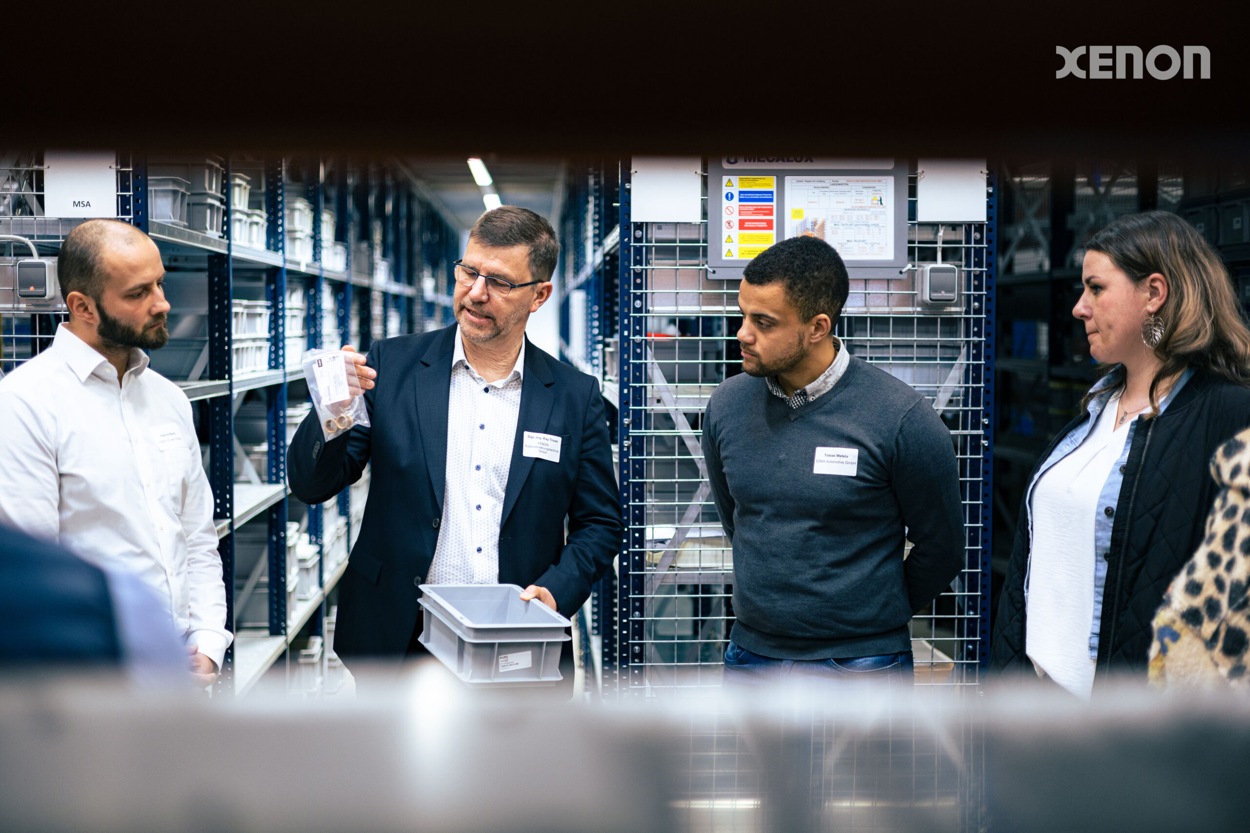 kay-truxa-presenting-products